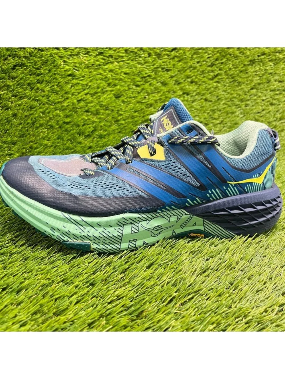 Hoka please review